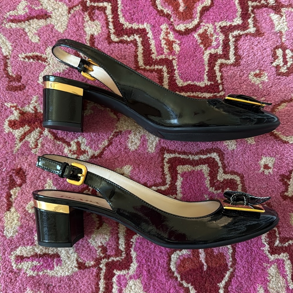 Prada - Picture 3 of 8